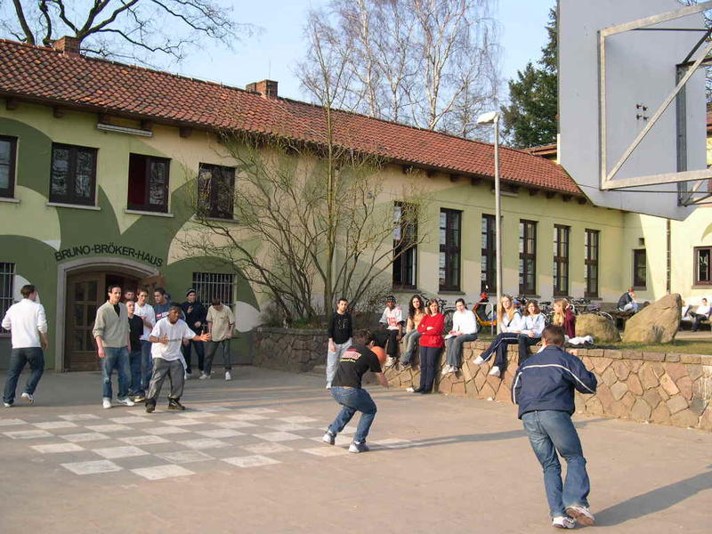 Bruno Broker Haus Stadtjugendring Aus Ahrensburg Region Kreis